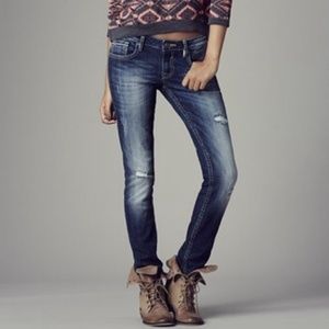 Vigoss Destroyed Chelsea Skinny Jeans